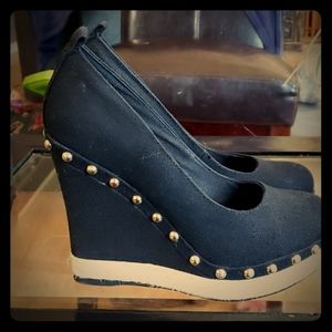 Aldo wedge shoe